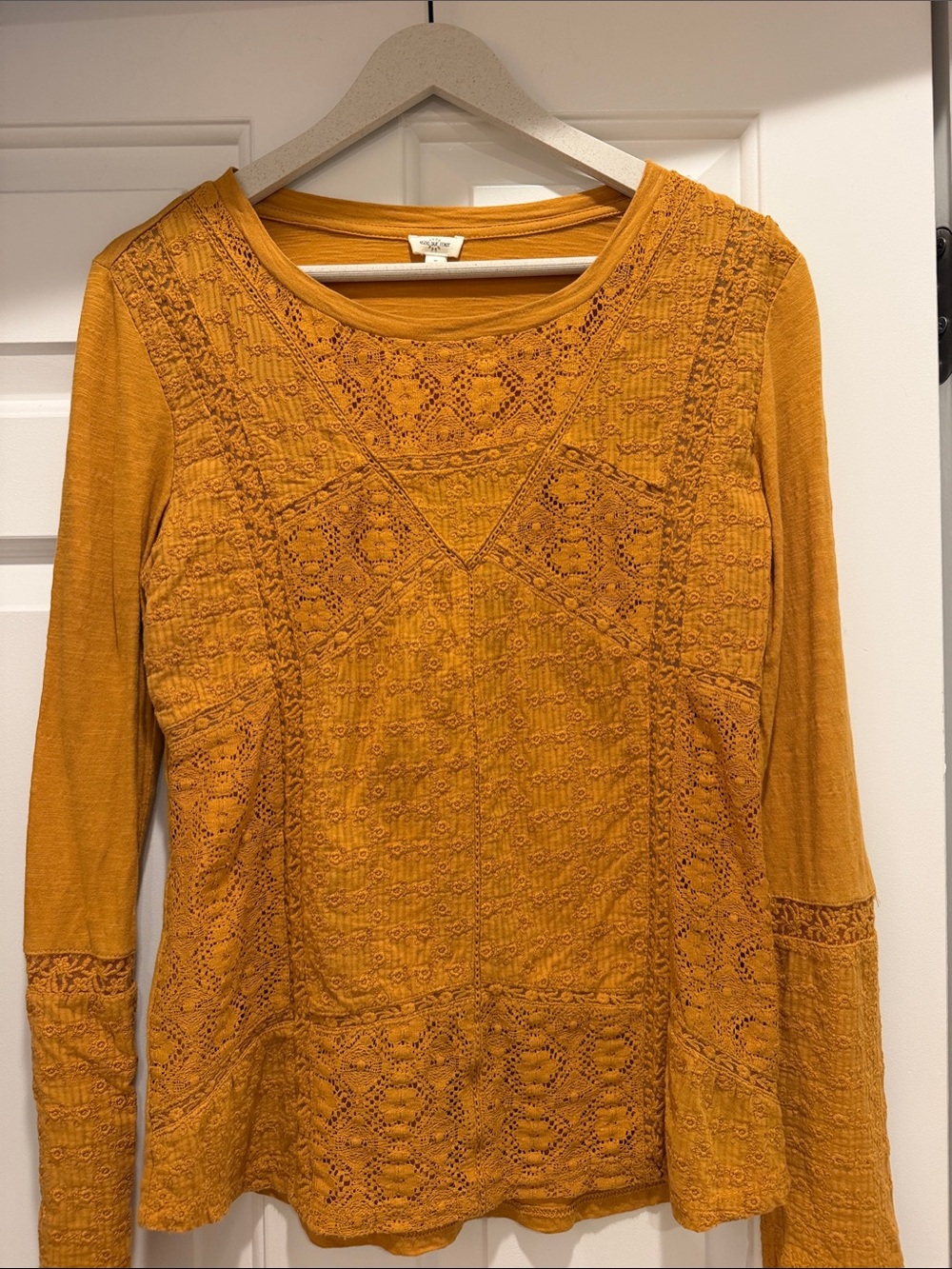 Lace-Inset Long Sleeve Top eze sur mer - Anthropologie